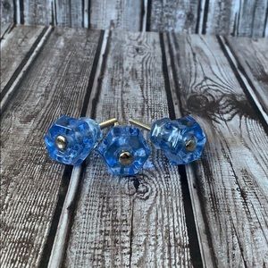 Set of 14 Crystal Blue Drawer Knobs